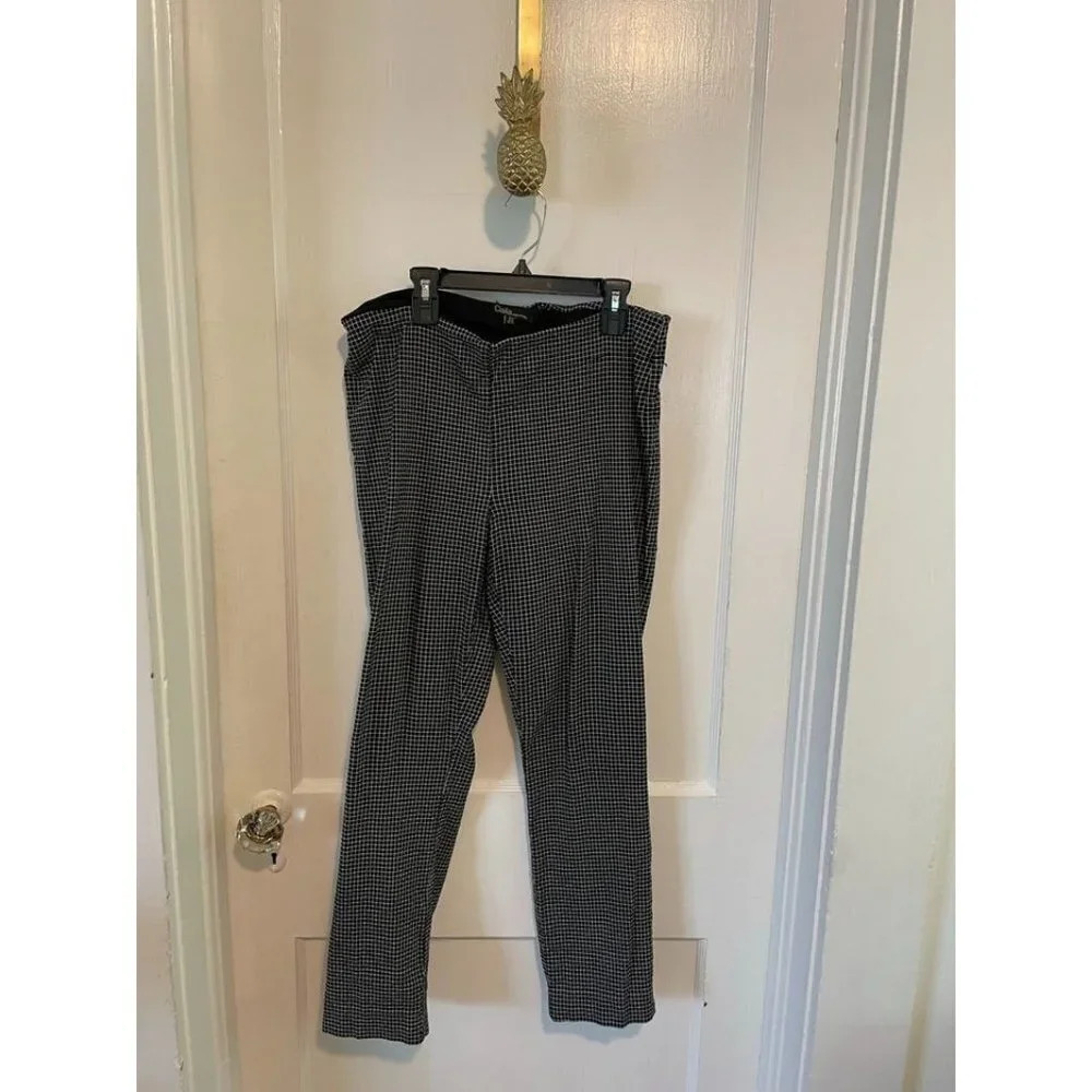 Dalia Women's size 8 Black & White Checkered Pants